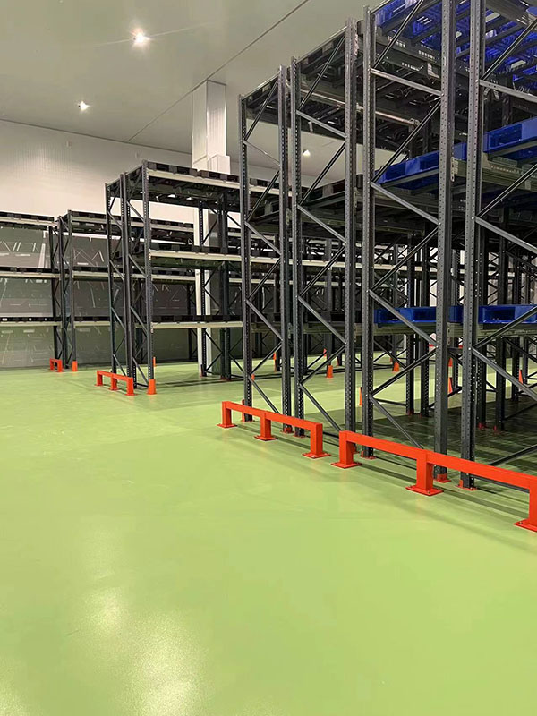 全體系無溶劑聚氨酯冷庫(kù)項(xiàng)目展示.jpg 道路劃線,車位劃線,停車位劃線