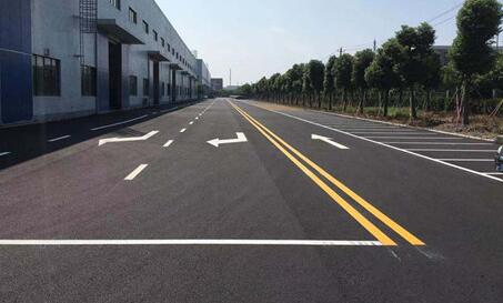 昆山廠區(qū)道路劃線多少錢?找飛揚市政價格合理 昆山廠區(qū)道路劃線多少錢?找飛揚市政價格合理